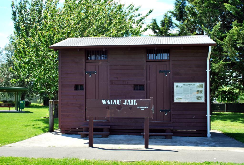 Waiau Motor Camp & Cabins Extérieur photo